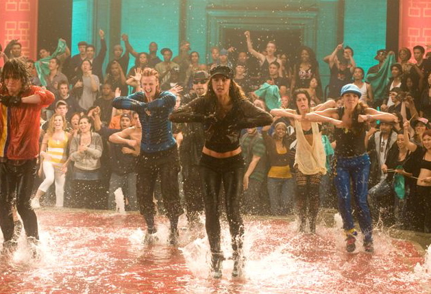 Still of Tamara Levinson, Adam G. Sevani, Kendra Andrews, Sharni Vinson and Ashlee Nino in Sokis hip-hopo ritmu 3D (2010)