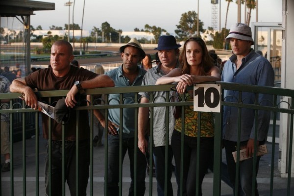 Still of Wentworth Miller, Dominic Purcell, Sarah Wayne Callies and Amaury Nolasco in Kalejimo begliai (2005)