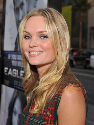 Sunny Mabrey at event of Eagle Eye (2008)