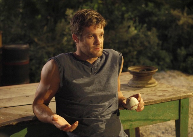 Still of Geoff Stults in The Finder (2012)