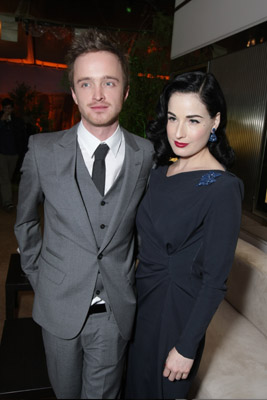 Aaron Paul and Dita Von Teese at event of Brestantis blogis (2008)