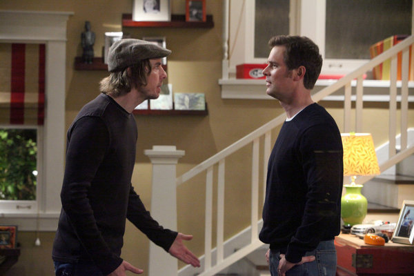 Still of Dax Shepard and Adam Braverman in Parenthood: New Plan (2011)