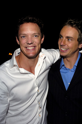 Matthew Lillard and Dax Shepard at event of Without a Paddle (2004)