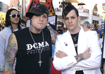 Benji Madden and Joel Madden at event of The Perfect Man (2005)