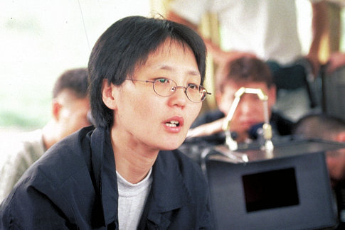 Writer/director Jeong-Hyang LEE on the set.