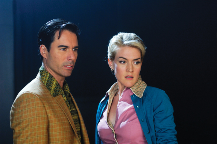 Still of Eric McCormack and Jenni Baird in Alien Trespass (2009)