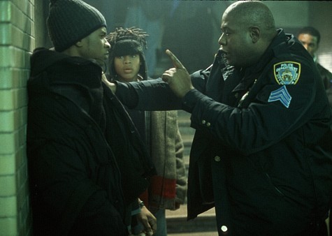 Still of Forest Whitaker, Usher Raymond and Robert Ri'chard in Light It Up (1999)