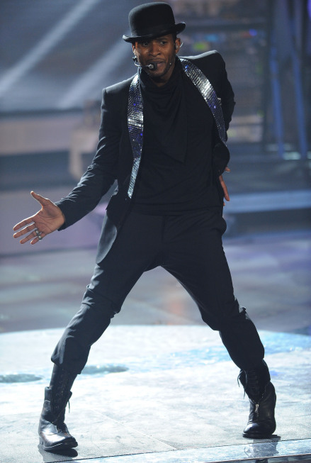 Still of Usher Raymond in American Idol: The Search for a Superstar (2002)