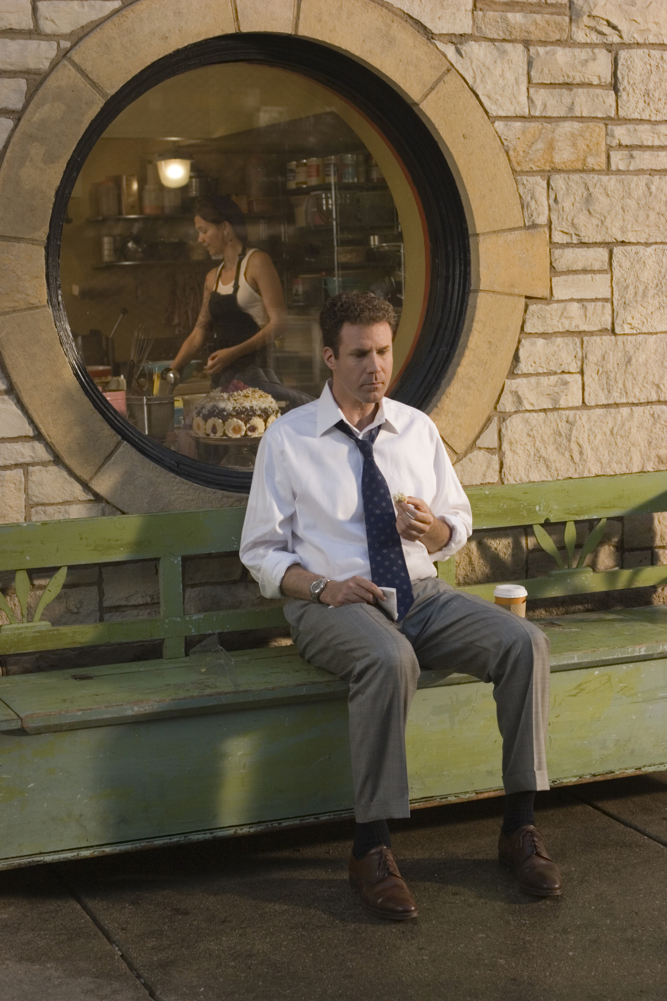 Still of Will Ferrell and Maggie Gyllenhaal in Sukurtas Haroldas (2006)