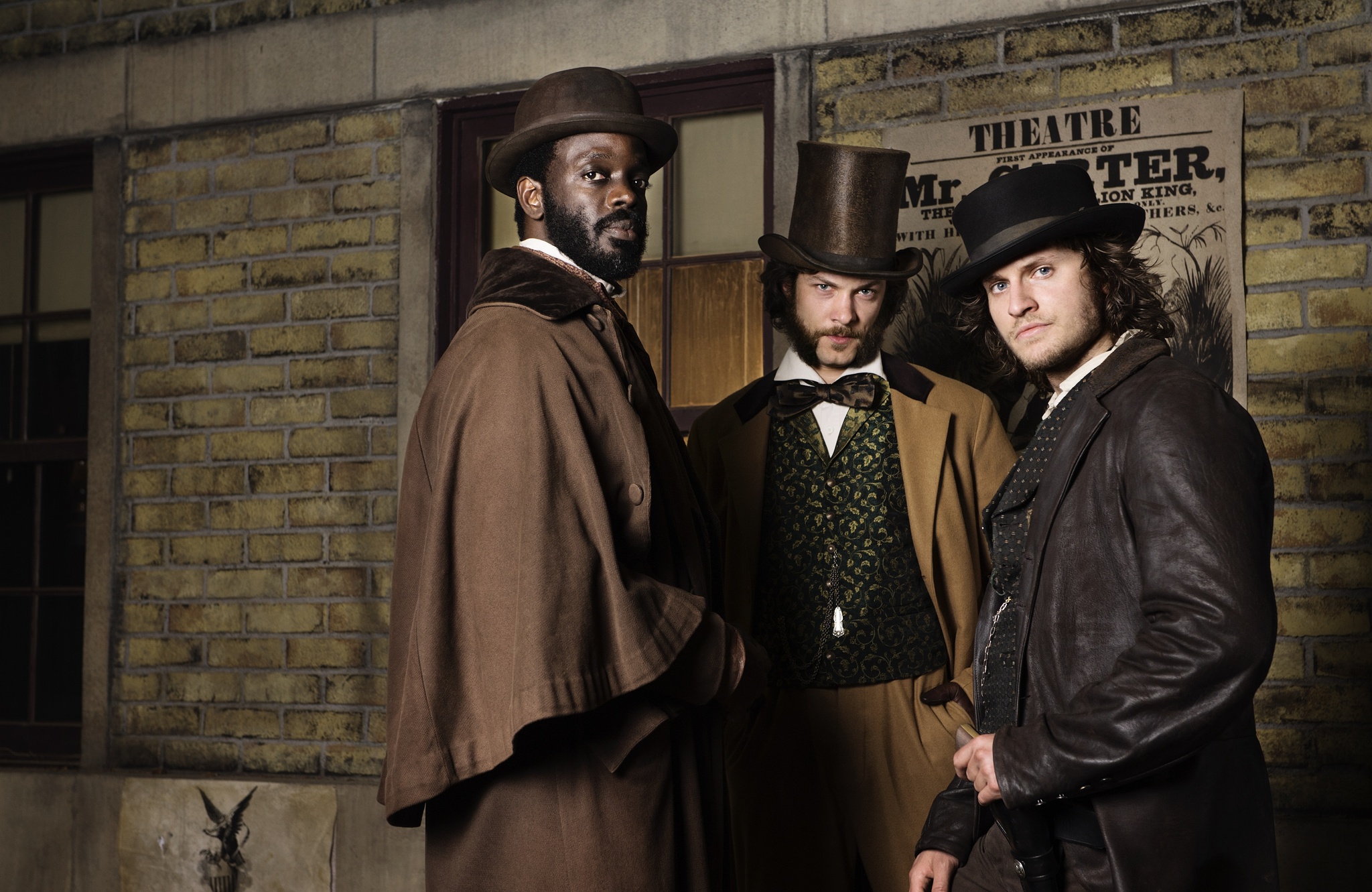 Still of Kyle Schmid, Ato Essandoh and Tom Weston-Jones in Copper (2012)