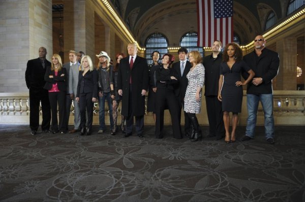 Still of Bill Goldberg, Holly Robinson Peete, Cyndi Lauper, Carol Leifer, Bret Michaels, Sharon Osbourne, Summer Sanders, Darryl Strawberry, Donald Trump, Maria Kanellis, Selita Ebanks and Rod Blagojevich in The Apprentice (2004)