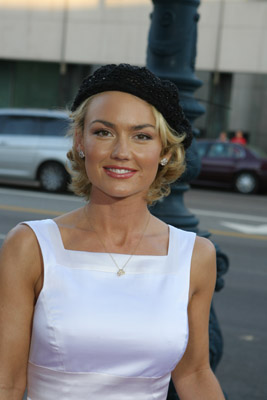 Kelly Carlson at event of Sicko (2007)