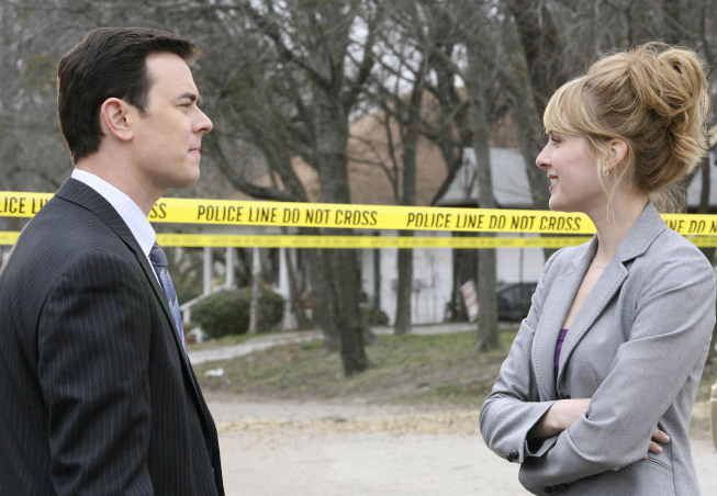 Still of Jack Colin and Jenny Wade in The Good Guys (2010)
