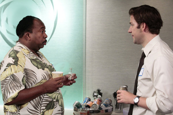 Still of John Krasinski, Leslie David Baker and Stanley Hudson in The Office (2005)