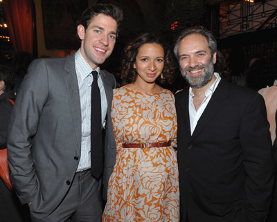 Sam Mendes, Maya Rudolph and John Krasinski at event of Away We Go (2009)