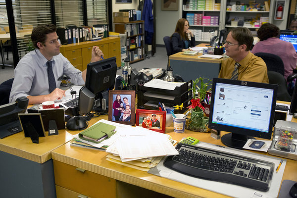 Still of Rainn Wilson and John Krasinski in The Office (2005)