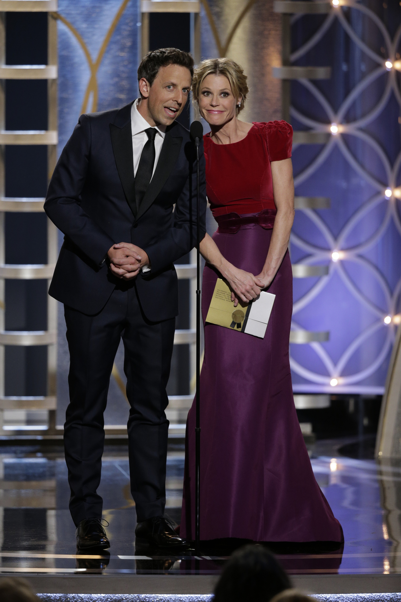 Julie Bowen and Seth Meyers at event of 71st Golden Globe Awards (2014)