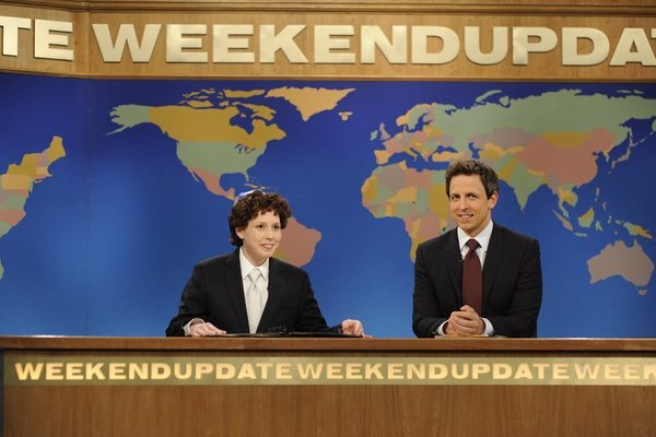 Still of Seth Meyers and Vanessa Bayer in Saturday Night Live (1975)