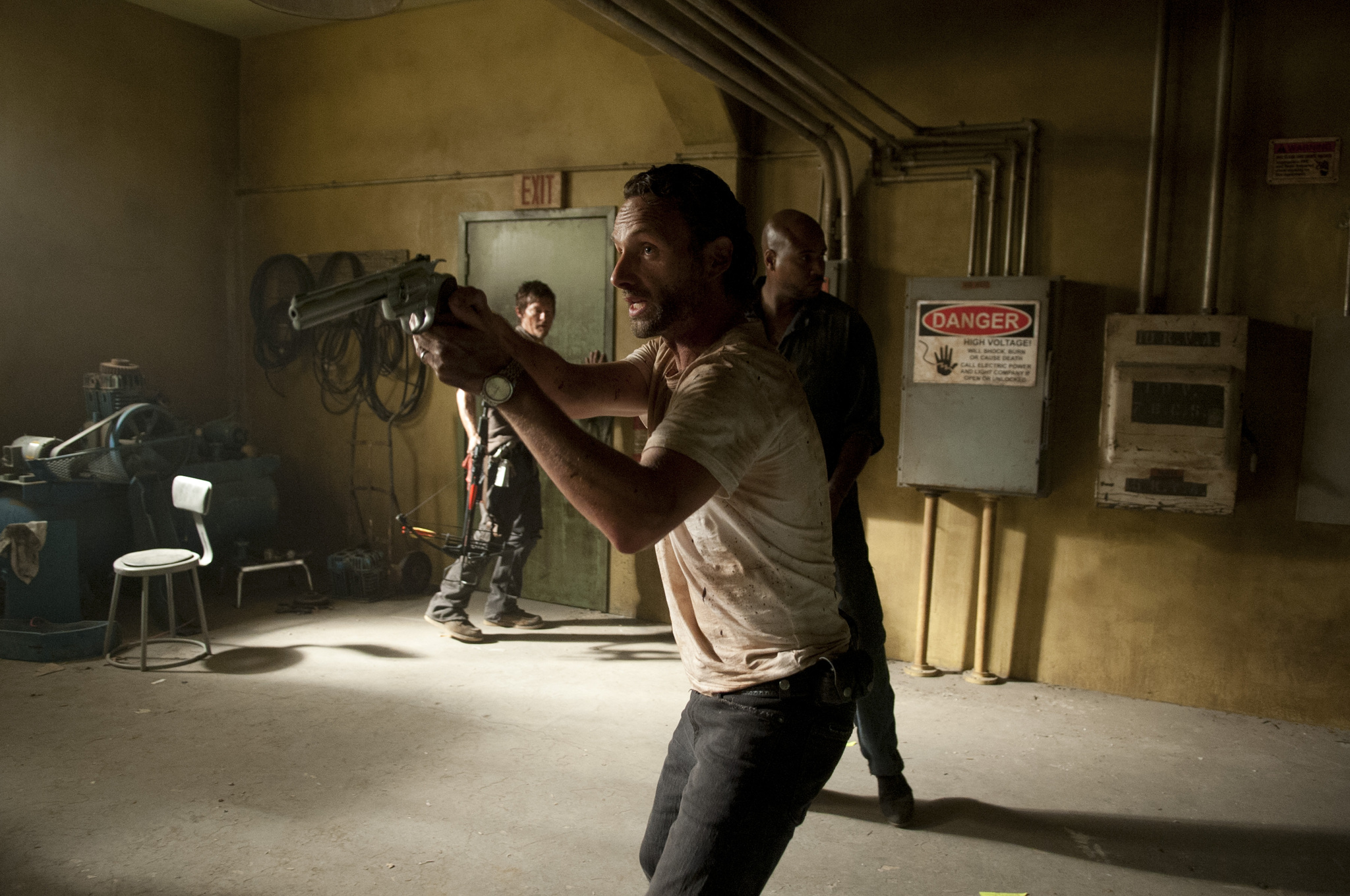 Still of Norman Reedus, Andrew Lincoln and Vincent M. Ward in Vaiksciojantys negyveliai (2010)