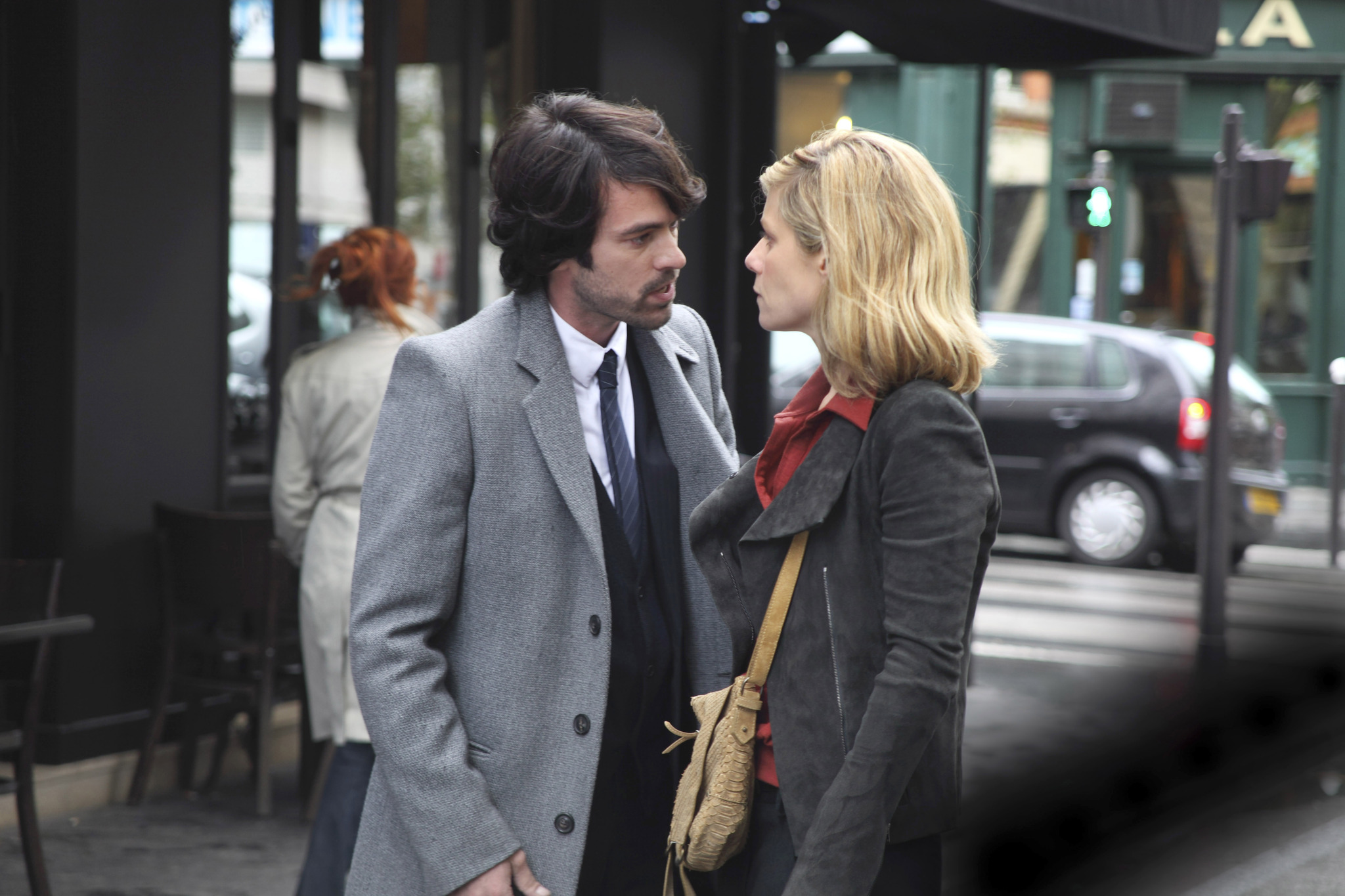 Still of Romain Duris and Marina Foïs in L'homme qui voulait vivre sa vie (2010)