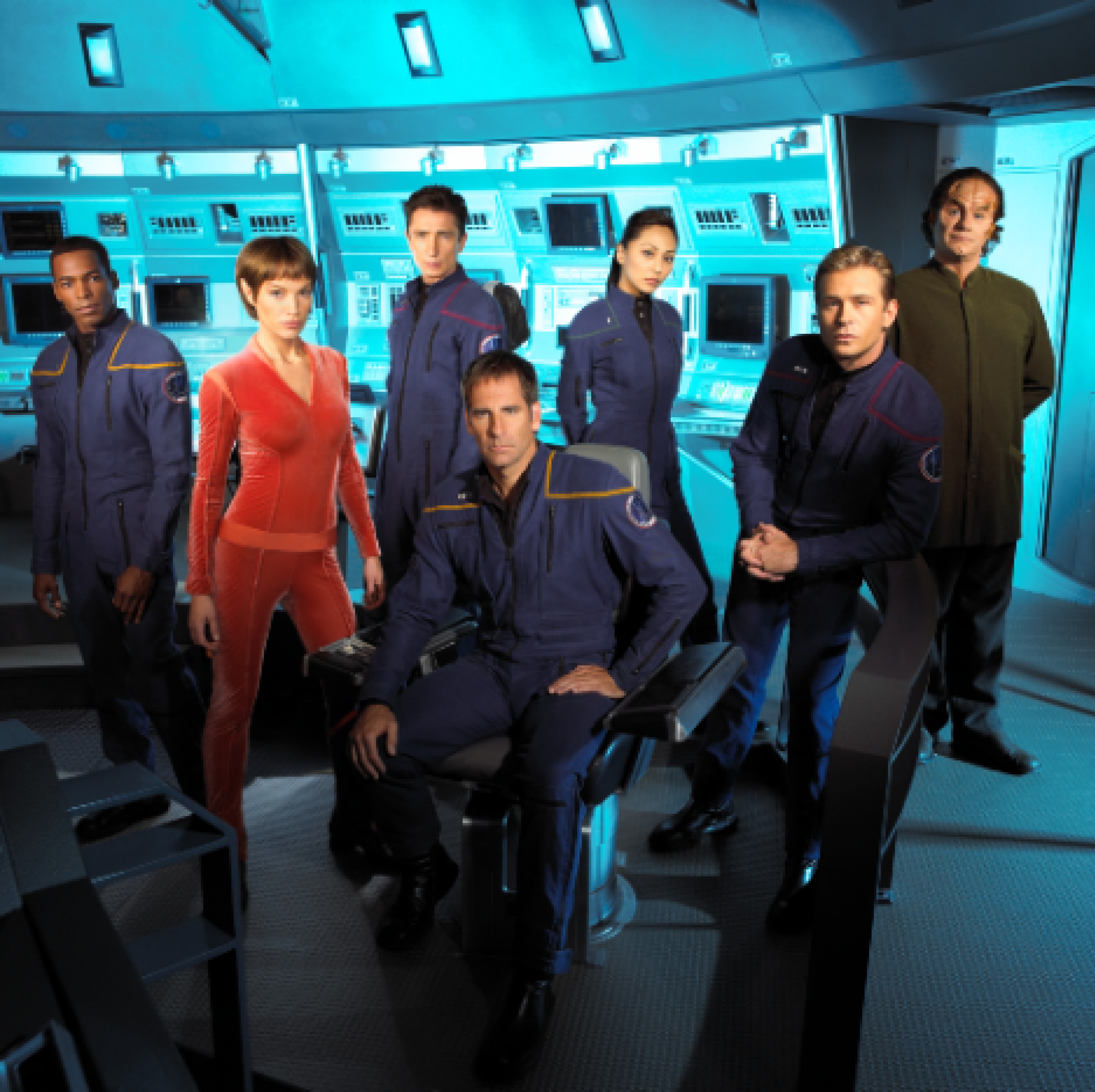 Still of Scott Bakula, John Billingsley, Jolene Blalock, Dominic Keating, Anthony Montgomery, Connor Trinneer and Linda Park in Enterprise (2001)