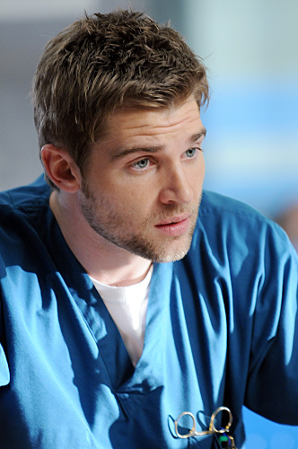 Still of Mike Vogel in Miami Medical (2010)