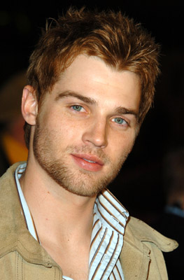 Mike Vogel at event of Rumor Has It... (2005)