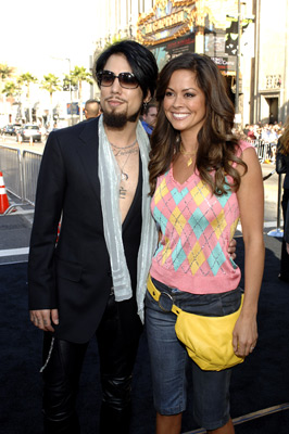 Dave Navarro and Brooke Burke-Charvet at event of Betmenas: Pradzia (2005)