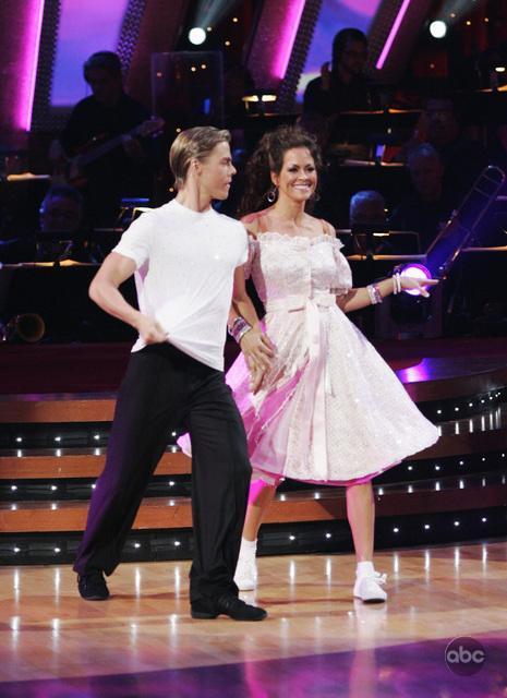 Still of Brooke Burke-Charvet in Dancing with the Stars: Round 10 (2008)