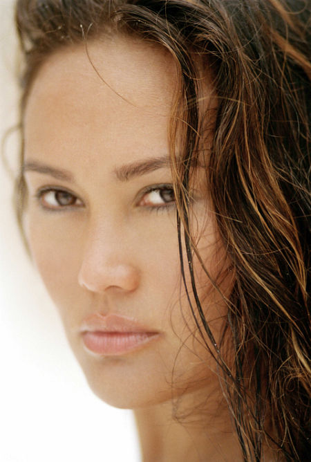 Tia Carrere