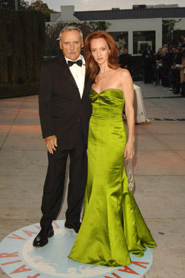 Dennis Hopper and Victoria Duffy at event of The 78th Annual Academy Awards (2006)