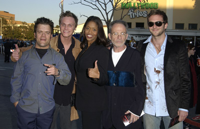 Bradley Cooper, Merrin Dungey, Ron Rifkin, Kevin Weisman and David Anders at event of Alias (2001)