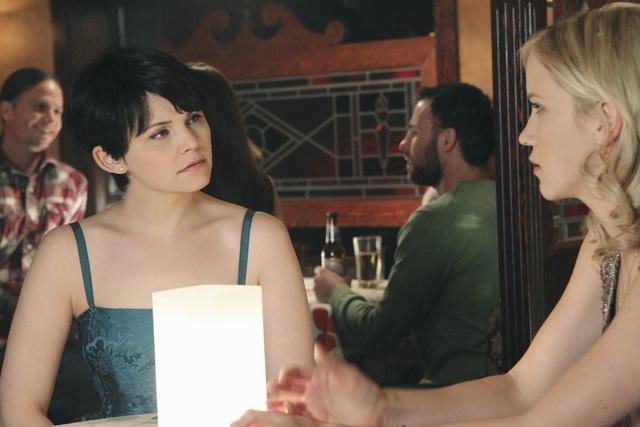 Still of Ginnifer Goodwin and Jessy Schram in Once Upon a Time (2011)