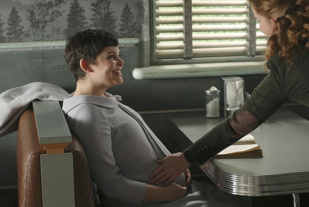 Still of Ginnifer Goodwin and Rebecca Mader in Once Upon a Time (2011)