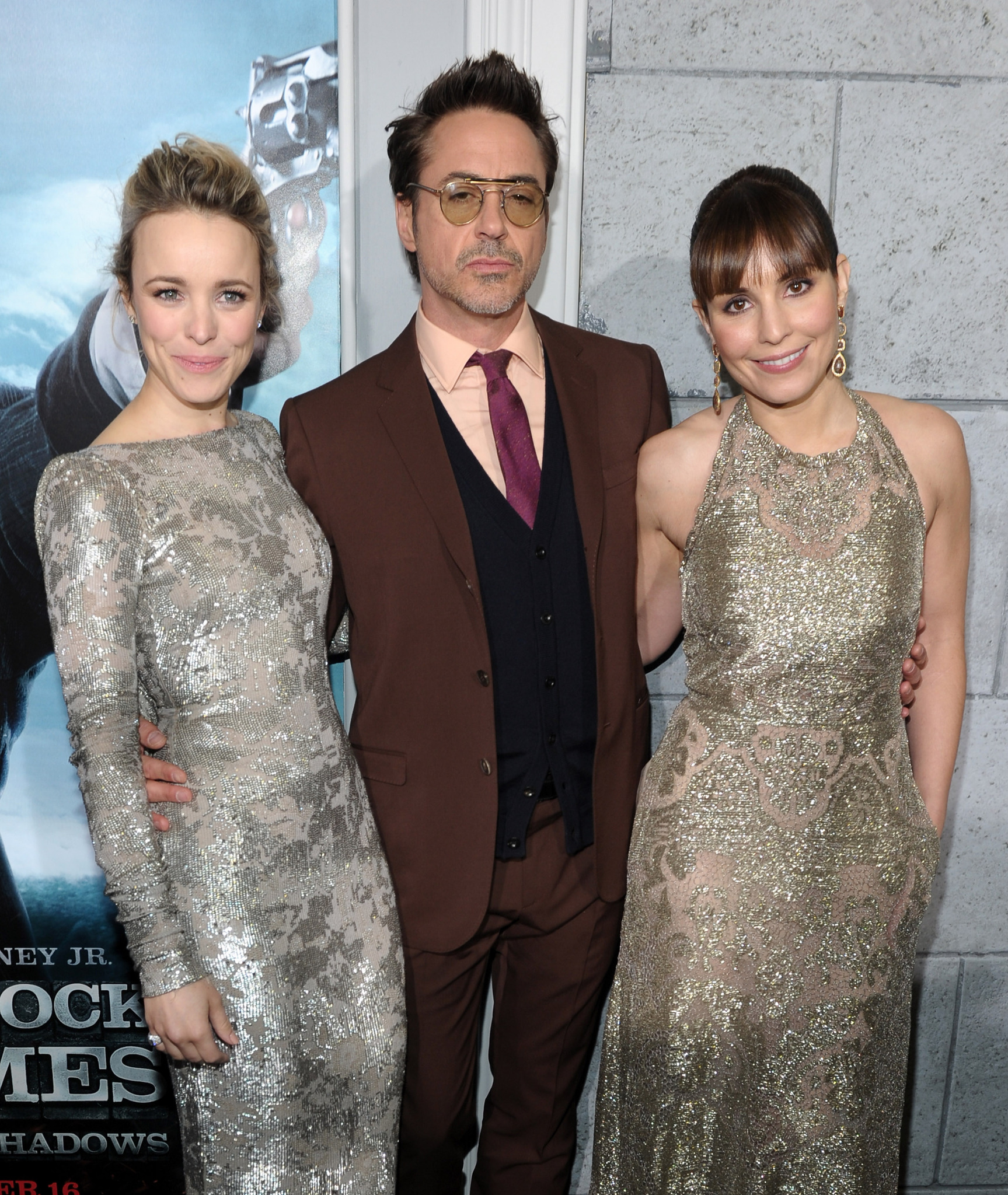 Robert Downey Jr., Noomi Rapace and Rachel McAdams at event of Serlokas Holmsas: Seseliu zaidimas (2011)