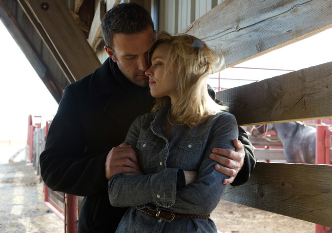 Still of Ben Affleck and Rachel McAdams in To the Wonder (2012)