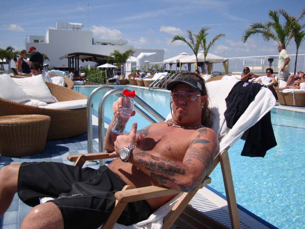 Rich Hopkins caught lounging poolside at the Gansevoort Hotel after a gig for Sony/Ericsson in South Beach