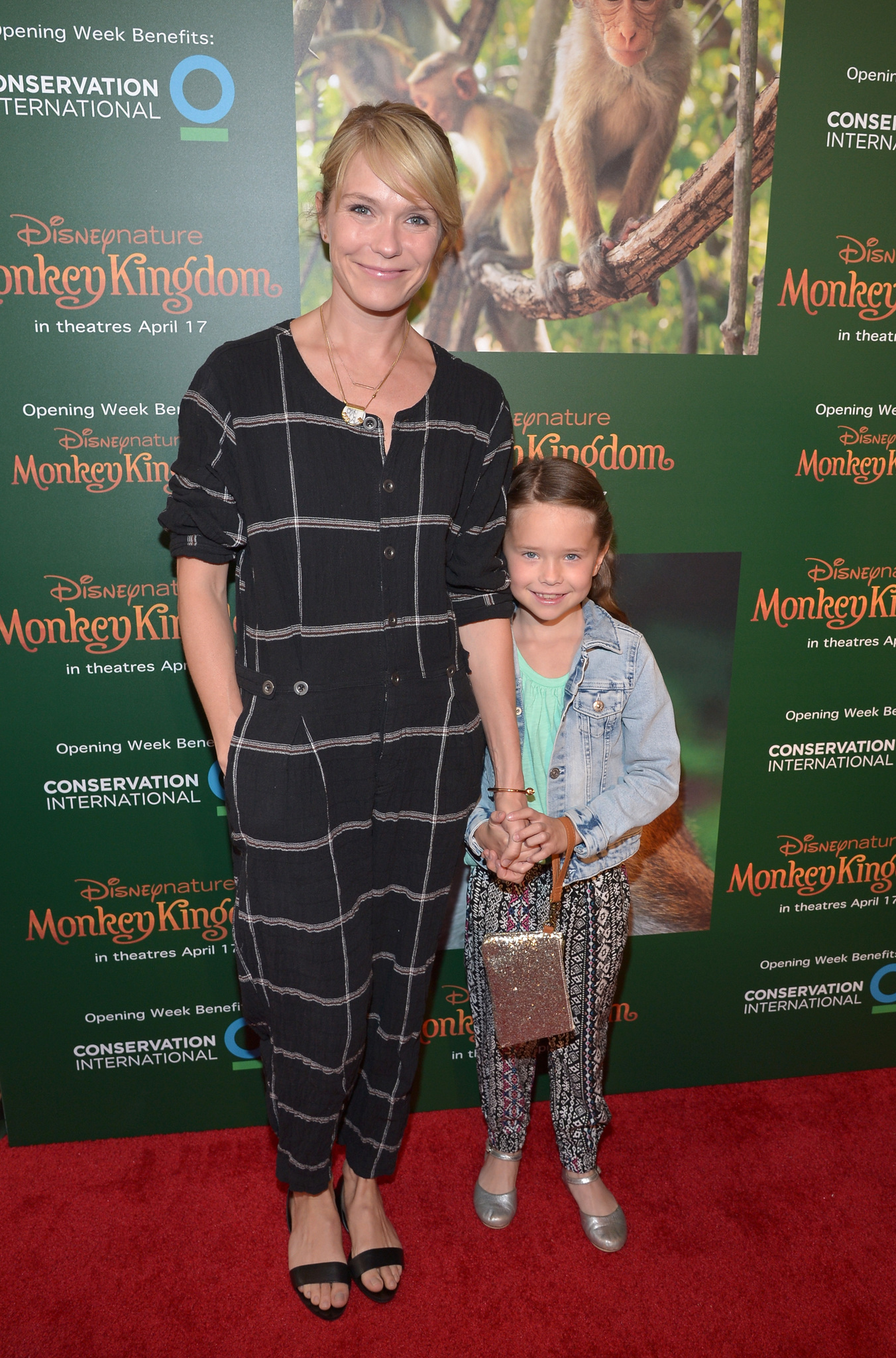 Katie Aselton at event of Monkey Kingdom (2015)