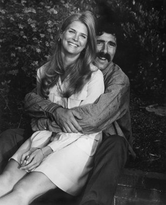 Candice Bergen w/ Elliot Gould during filming of 