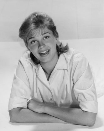 Candice Bergen photo done for teen department store