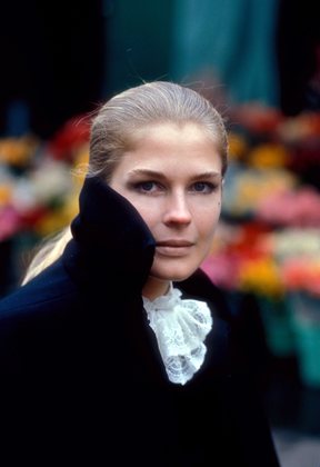 Candice Bergen in Paris 1968 © 1978 Bob Willoughby