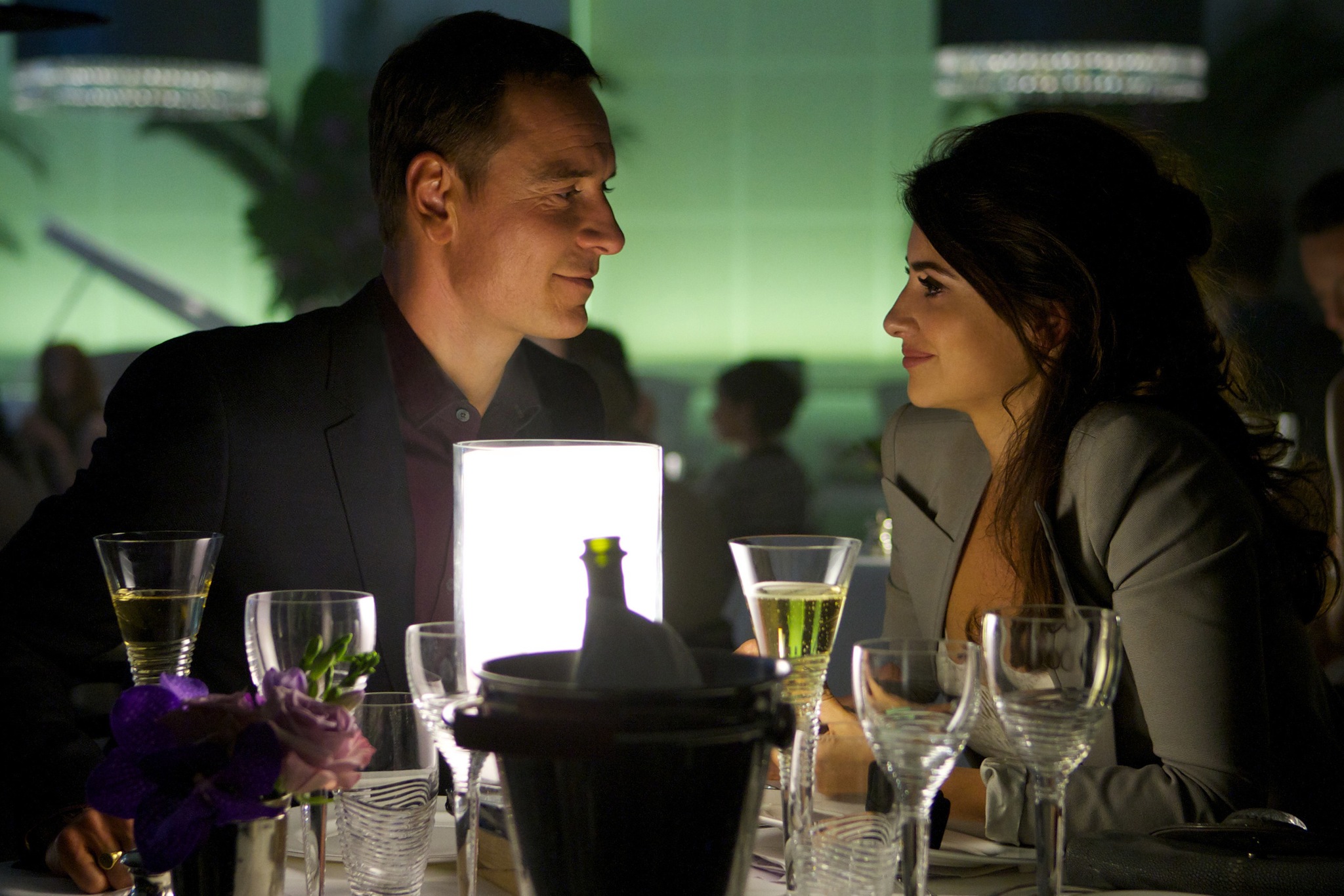 Still of Penélope Cruz and Michael Fassbender in Patarejas (2013)