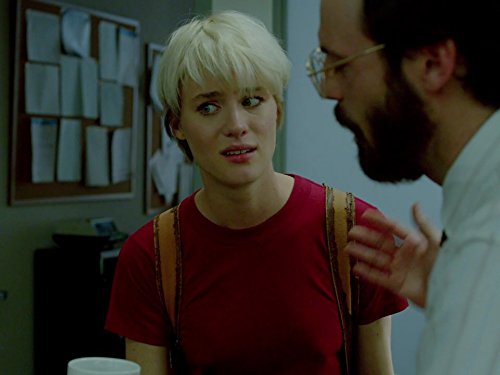 Still of Scoot McNairy and Mackenzie Davis in Halt and Catch Fire (2014)
