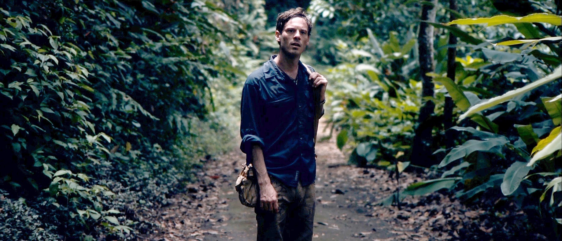 Still of Scoot McNairy in Monsters (2010)