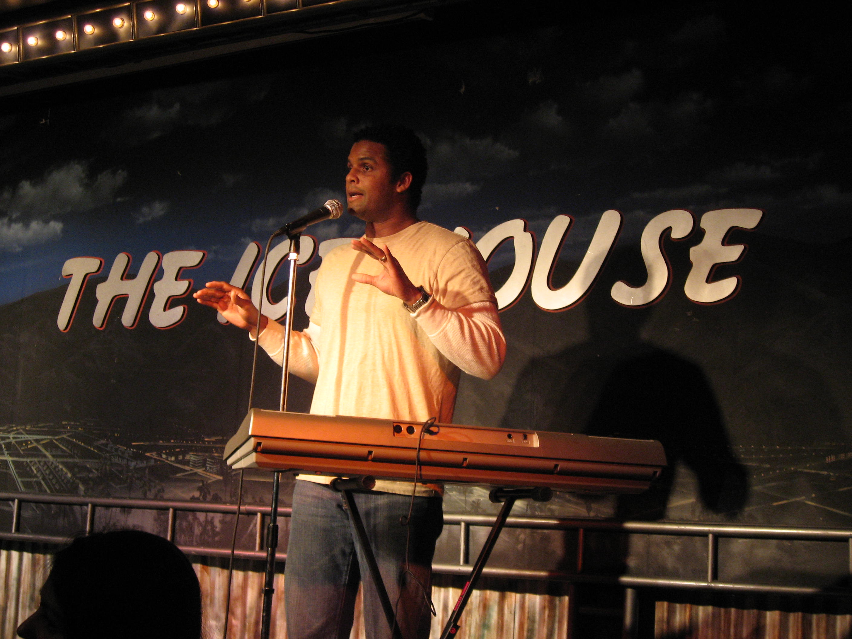 Greg Reid Performs at the Pasadena Ice House