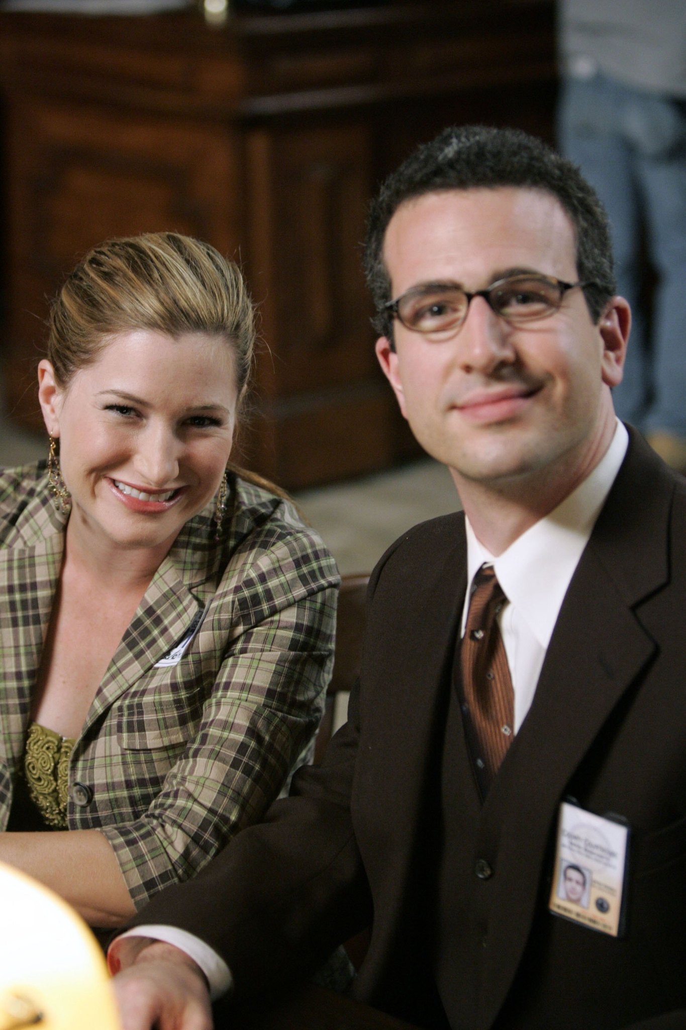 Still of Ethan Sandler and Kathryn Hahn in Crossing Jordan (2001)