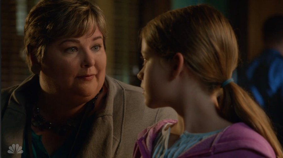 Still of Jeanette McMahon and Jade Pettyjohn on Grimm, Season 2, Episode 7 - The Bottle Imp