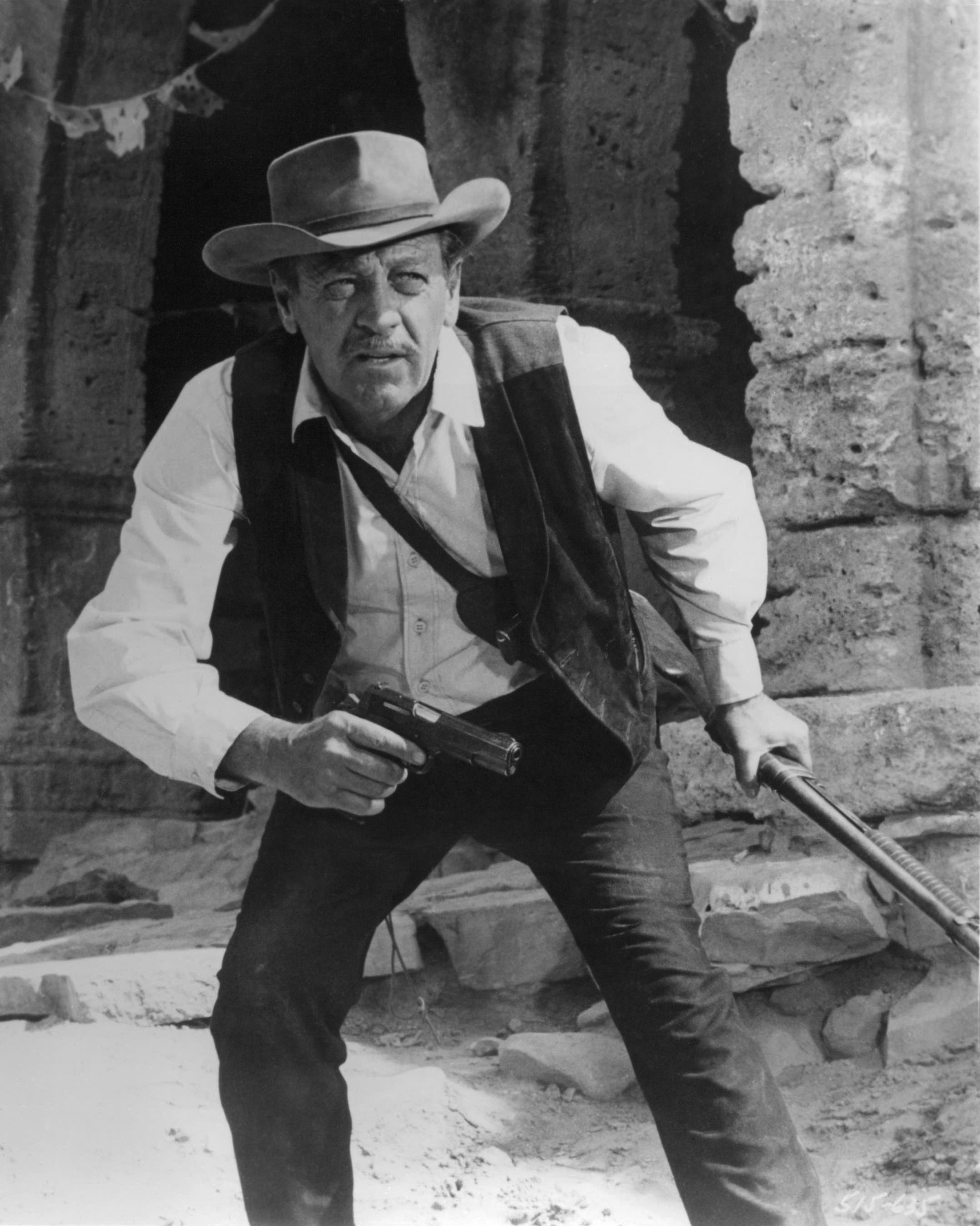 Still of William Holden in The Wild Bunch (1969)