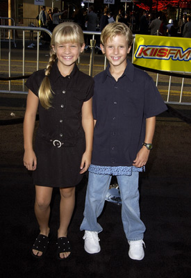 Jenna Boyd and Cayden Boyd at event of Smokingas (2002)