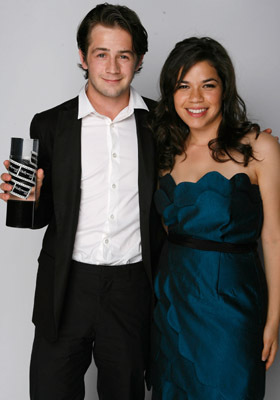 Michael Angarano and America Ferrera